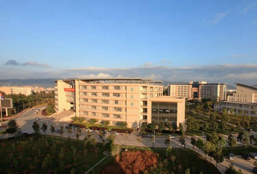 曲靖师范学院图片