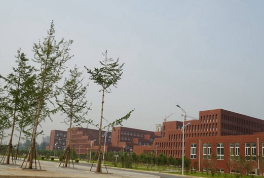 河南工业职业技术学院图片
