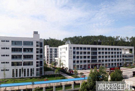 蒲江县职业中专学校图片