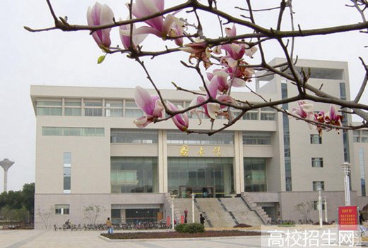 安徽工业大学图片