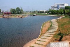 安徽工业大学
