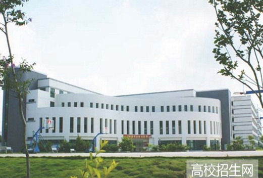 厦门华天涉外职业技术学院图片