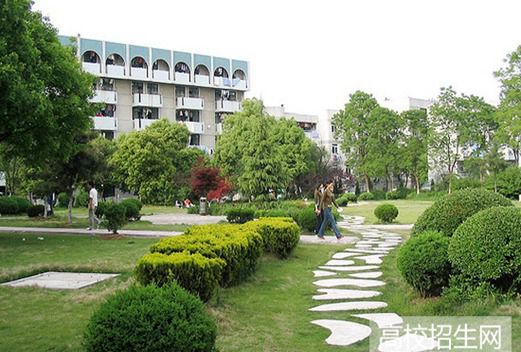 万博科技职业学院