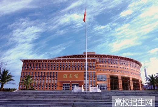 保山中医药高等专科学校图片