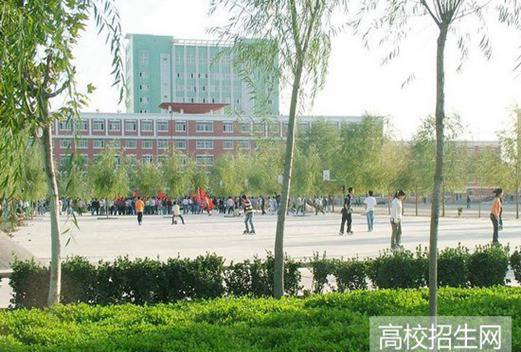河北外国语学院图片