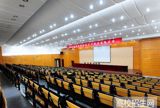 潇湘职业学院图片