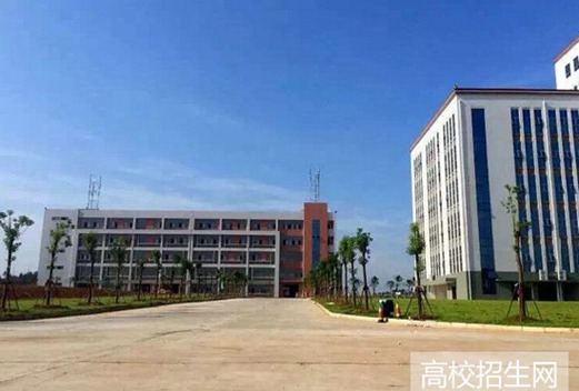 江西洪州职业学院图片