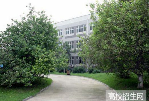 宜宾汽修学校
