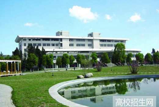 皖西学院图片