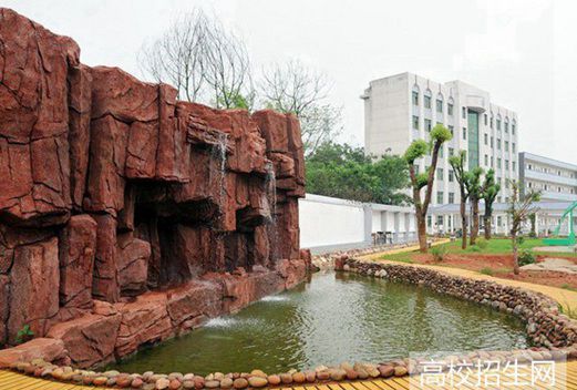 广元汽修学校