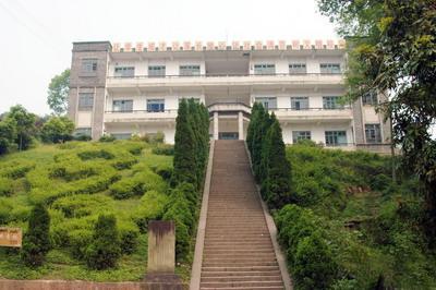 泸州市江南职业高级中学校