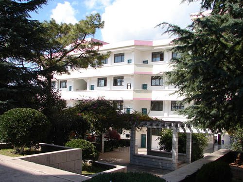云南省卫生学校