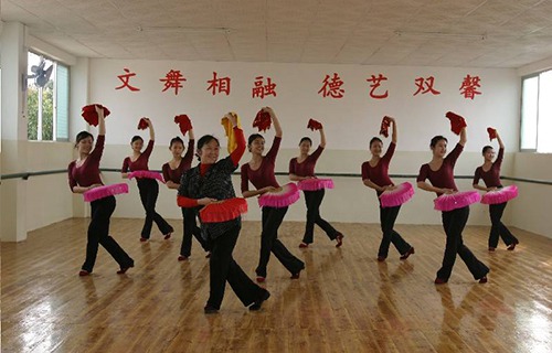 南宁东方民族艺术职业学校