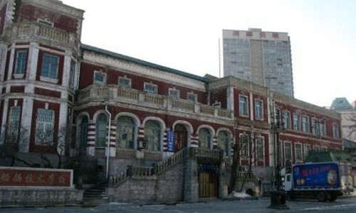大连船舶中专学校