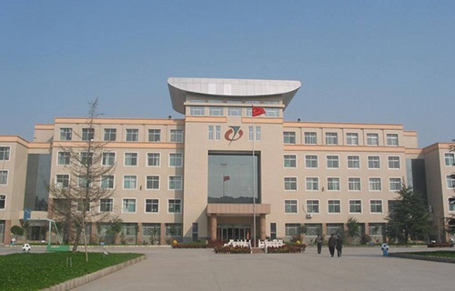 淄博市张店第一职业中等专业学校图片