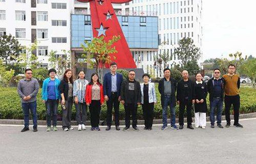 华亭县职教中心图片