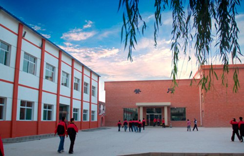 吉林轨道交通学校