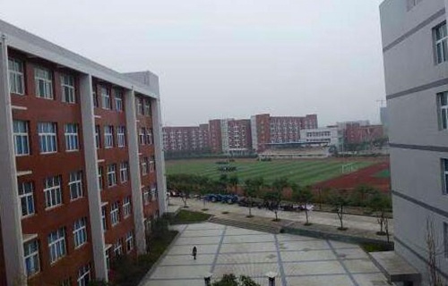 常熟市物资经济管理学校图片