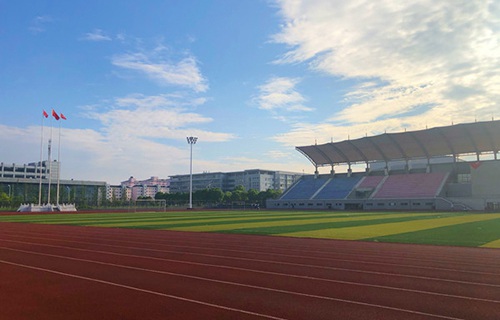 齐齐哈尔市机械冶金局技工学校图片