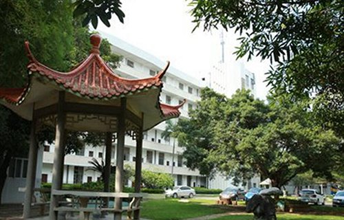 广西电力职业技术学院图片