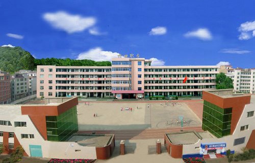淄川卫生职业中专学校图片