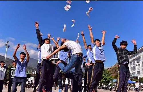云龙县民族职业高级中学图片