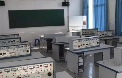 凤庆县职业高级中学图片