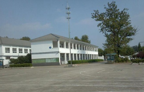 南京铁道车辆高级技工学校图片