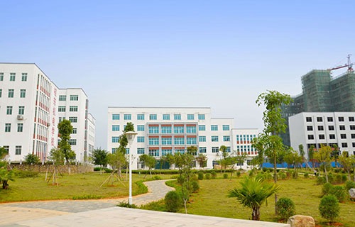 广西贺州职业学院图片