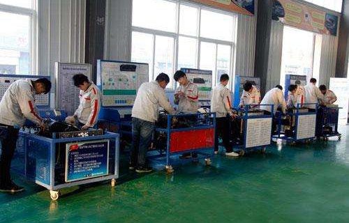 长春汽修学校图片