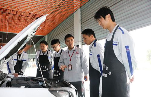 长春汽修学校图片