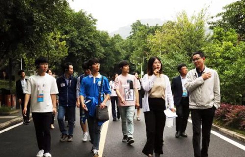 张家港工贸职业高级中学图片