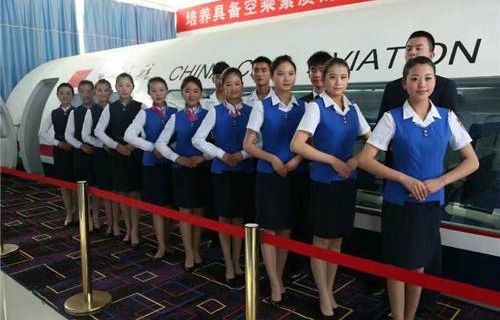 昆明航空学校图片