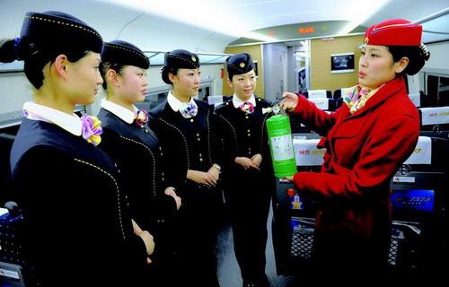 昆明高铁学校图片