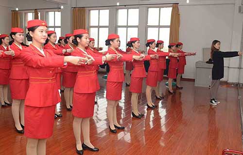 南宁航空乘务学校