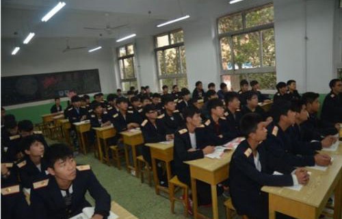 南宁铁路学校图片