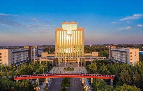 牡丹江市农业机械化技工学校图片