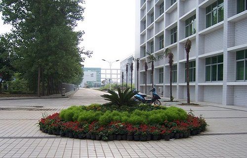 鄂东职业技术学院图片