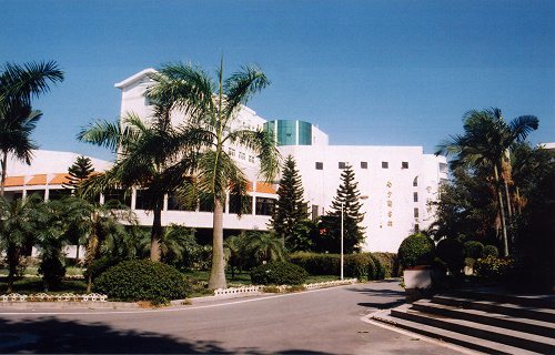 广东建设职业技术学院图片