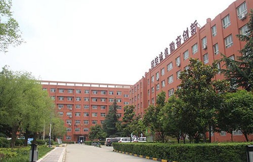 西安市职工大学图片