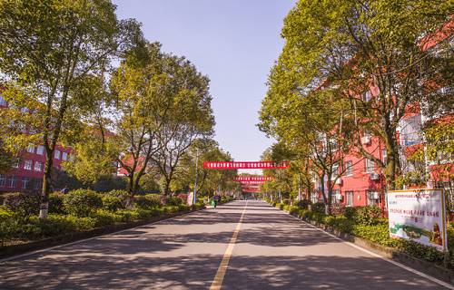 江西应用工程职业学院图片