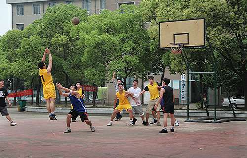 湖北青年职业学院图片