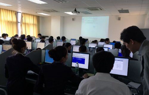 云南航空学校图片
