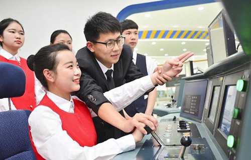 南宁轨道交通学校图片