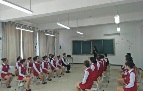 南宁高铁乘务学校图片