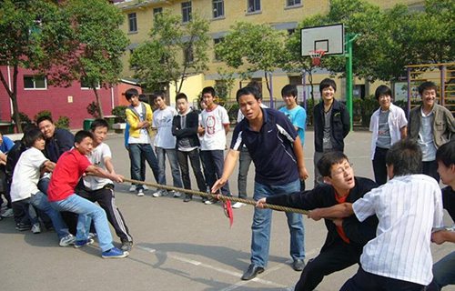 西安市劳动技术学校图片