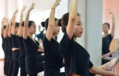 云南幼师学校图片