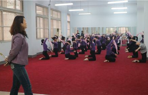 云南幼儿师范学校图片