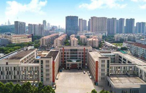 南京鼓楼中等专业学校图片