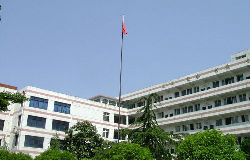 江西省化学工业学校